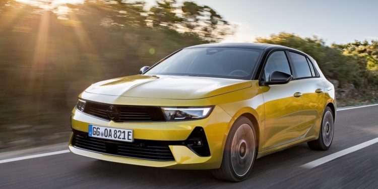 2022 Opel Astra Hybrid