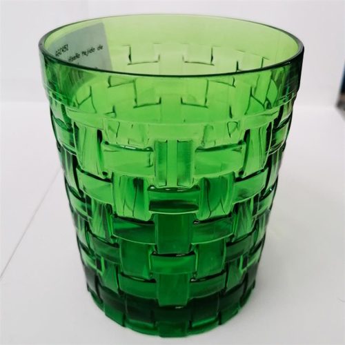 Vaso de acrilico verde - Galerías el Triunfo - 093072584193