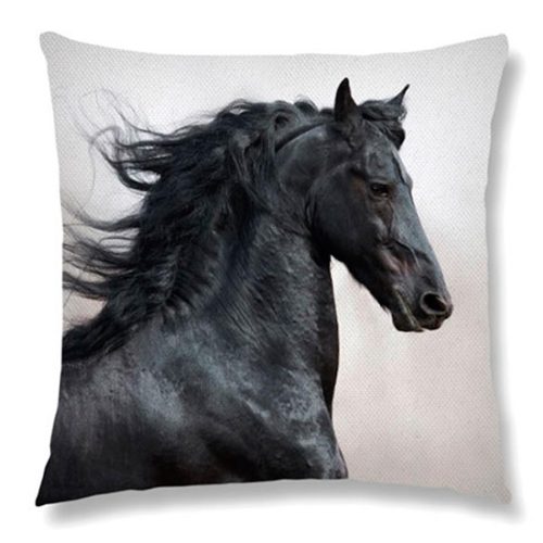 cojín diseño caballo negro - Galerías el Triunfo - 168071475170