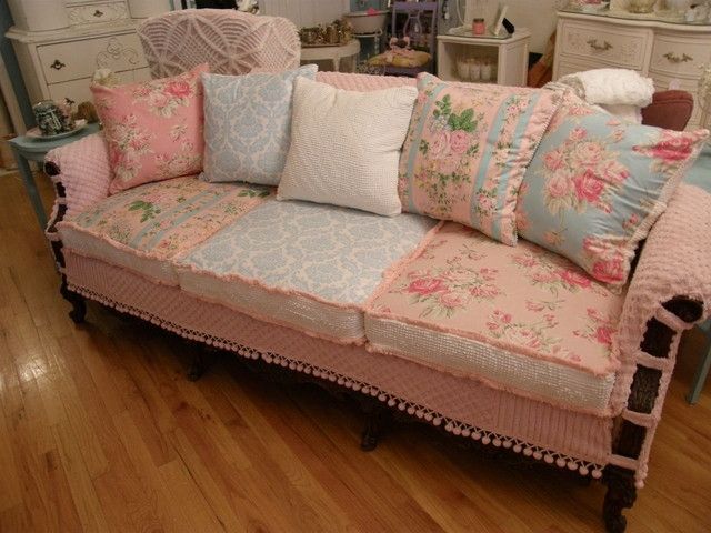 Featured Image of Shabby Chic Sofas