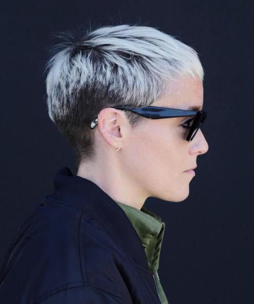 Bleached-Pixie Short Pixie Haircuts for Pretty Look 