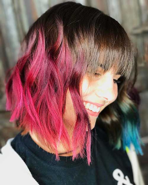 Pink-Red-Wavy-Bob Eye-Catching Short Red Hair Ideas to Try 