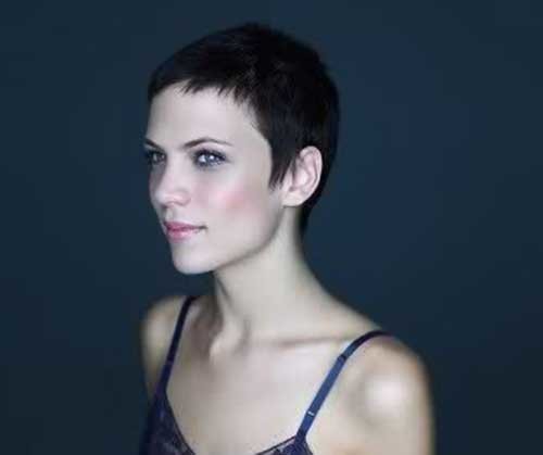 Super-Short-Trimmed-Hairstyle-for-Women Best Pixie Haircuts 