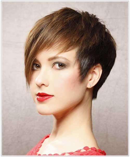Casual-Short-Straight-Hairstyle-for-Girls 28 Short Straight Casual Hairstyles 
