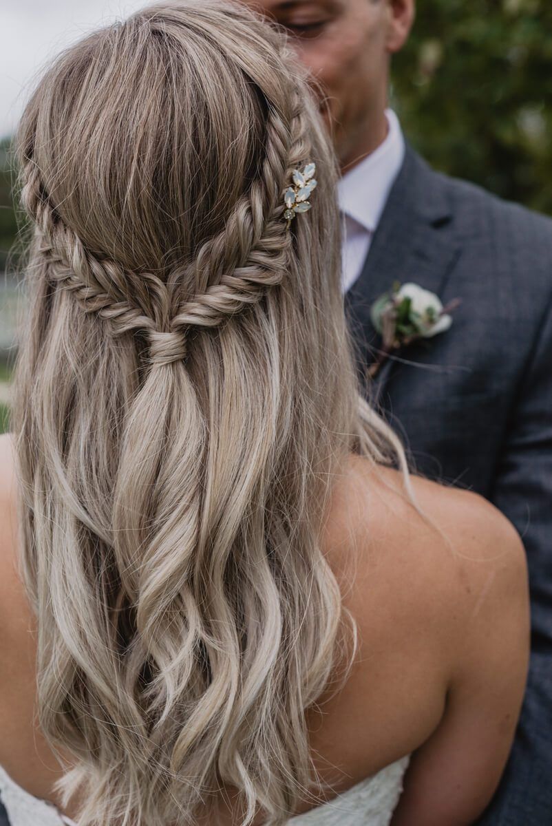 Fishtail-with-Waves 21 Bridal Hairstyles 2020 for an Elegant Look 