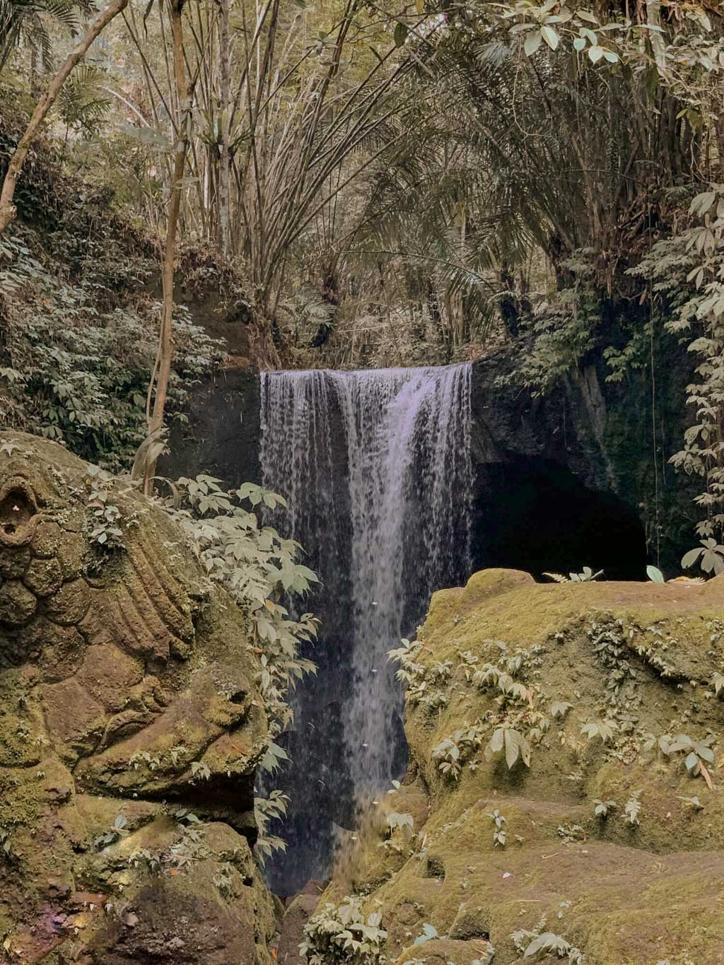 suwat waterfall bali