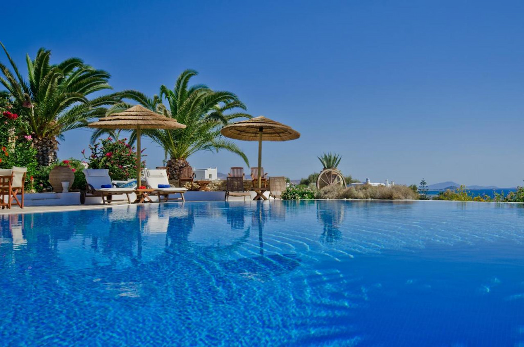 close up of the infinity pool at Kavos boutique hotel Naxos