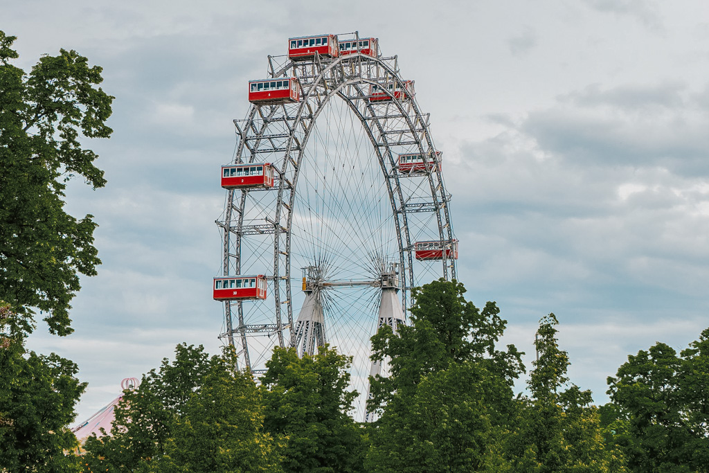 The giant ferris wheel in Prater 2nd district Vienna where to stay for families