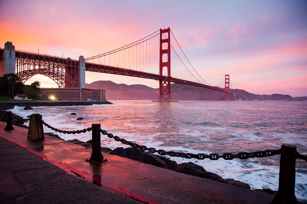 quotes about Golden Gate bridge at sunrise with pink skies