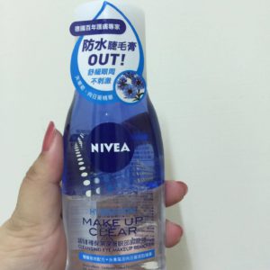 NIVEA妮維雅保濕深層眼部卸妝液 溫和不刺眼 濕敷再擦更乾淨！ 保養品分享 彩妝品分享 
