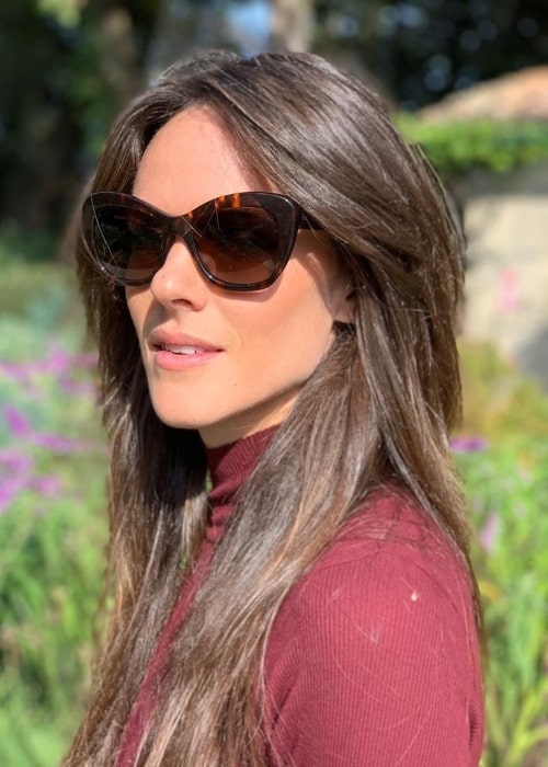Sarah Butler Height, Weight, Age, Boyfriend, Family, Facts, Biography ...