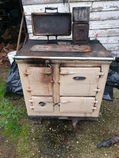 Wellstood Combustion Wood Stove With Water Jacket Ovens