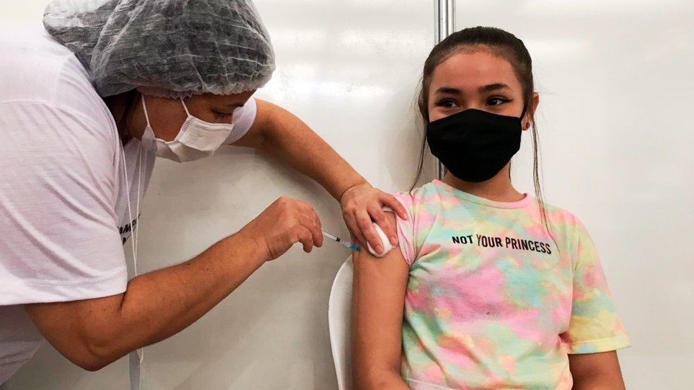 Retorno da vacina para adolescentes de 12 a 14 anos em Santa Isabel