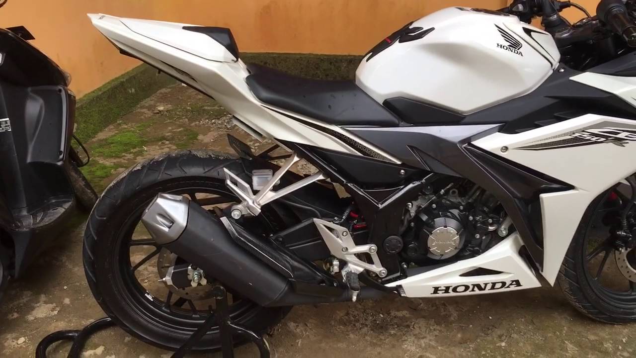 Honda Cbr 150 Putih 2016