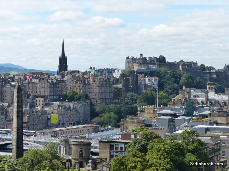 Edinburgh Walk for First Time Visitors