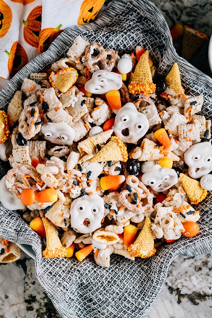 73 Halloween Potluck Ideas For Work School Parties Easy A Country Girl S Life