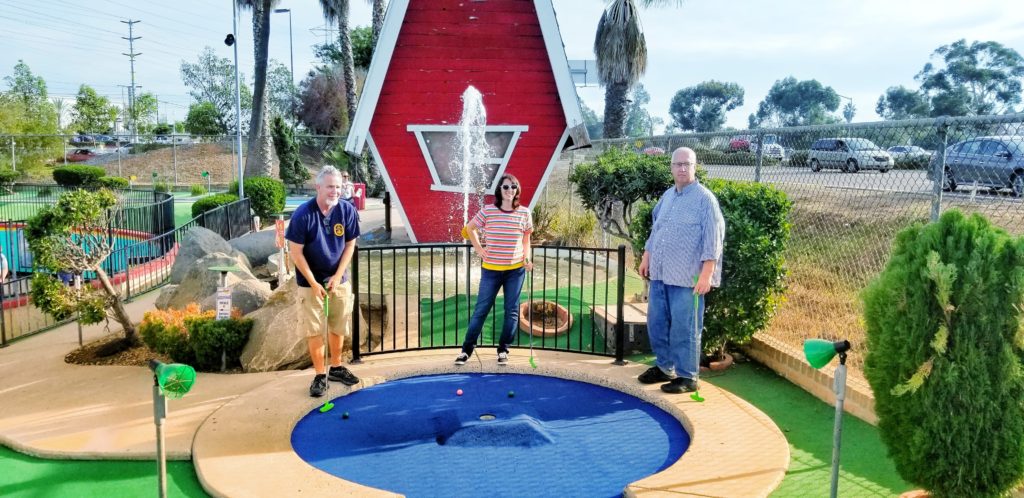 Boomer S San Diego Ca A Couple Of Putts