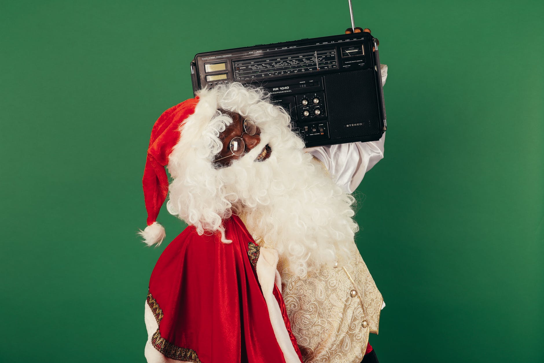 Non Stop Christmas Music Begins On 106 7 Lite Fm New York Amsterdam News