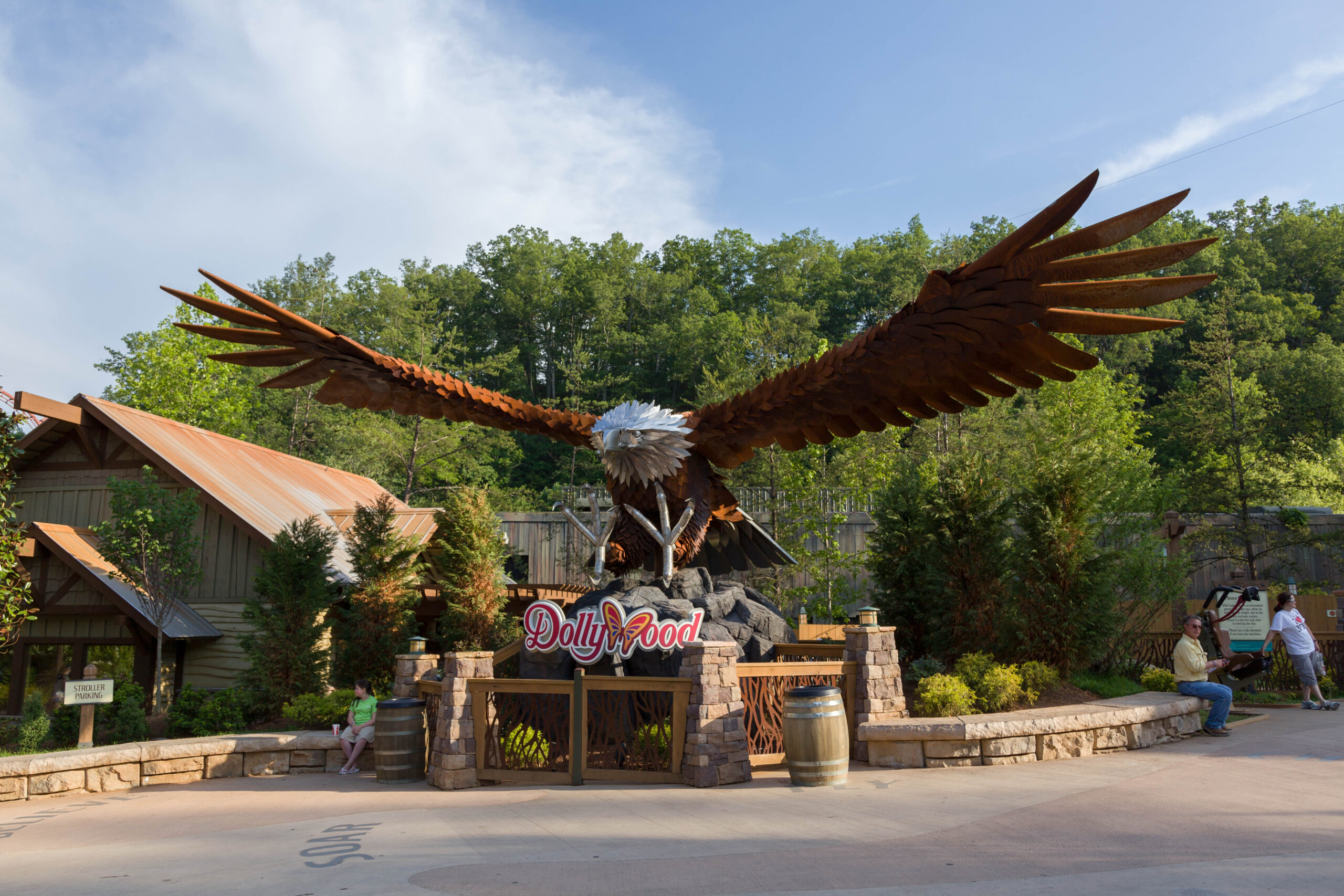 Dollywood S 2022 Season Features Anticipated Return Of Guest Favorite Experiences Expanded Festivals Amusement Today