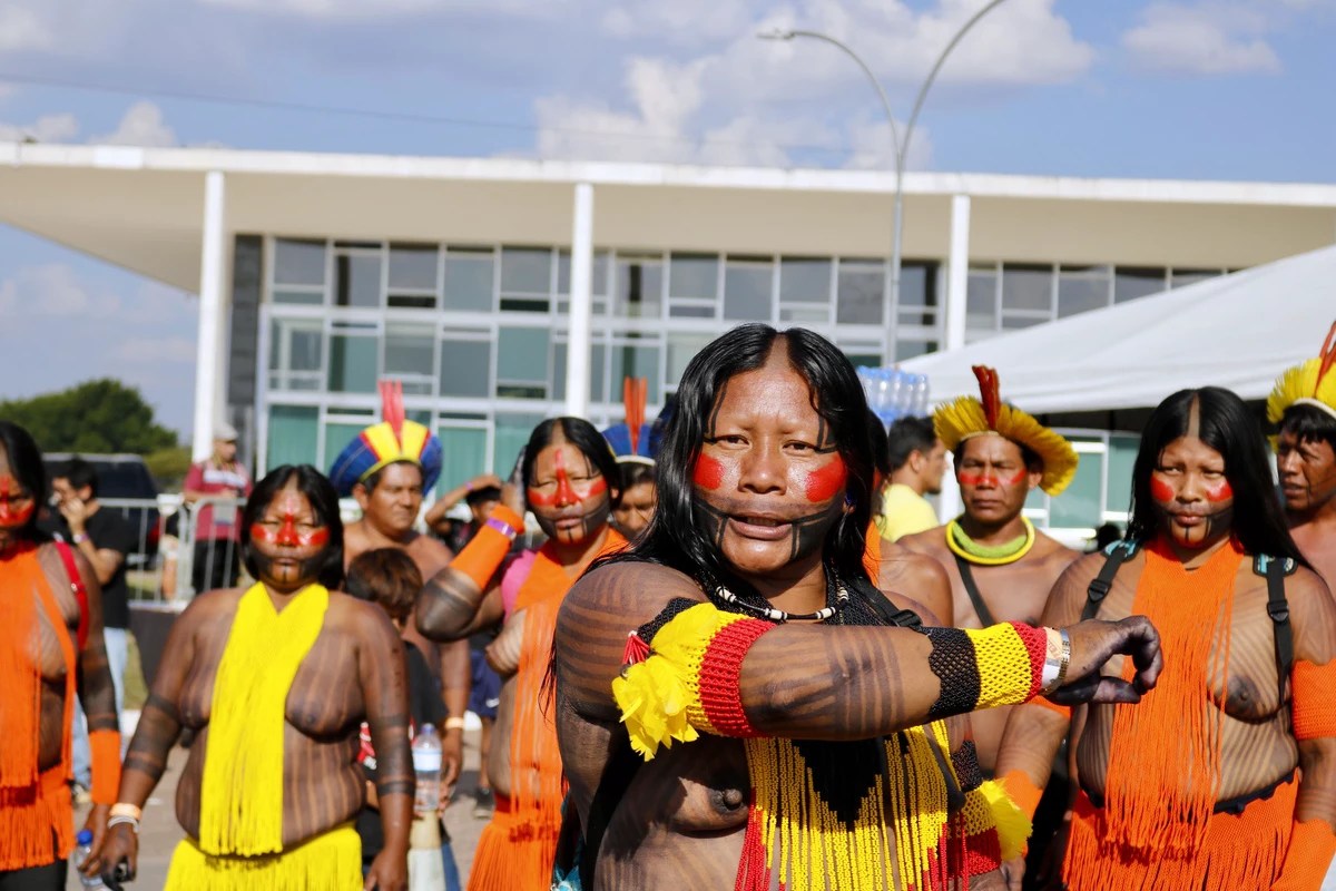 Indígenas Kayapó comemoram decisão do STF