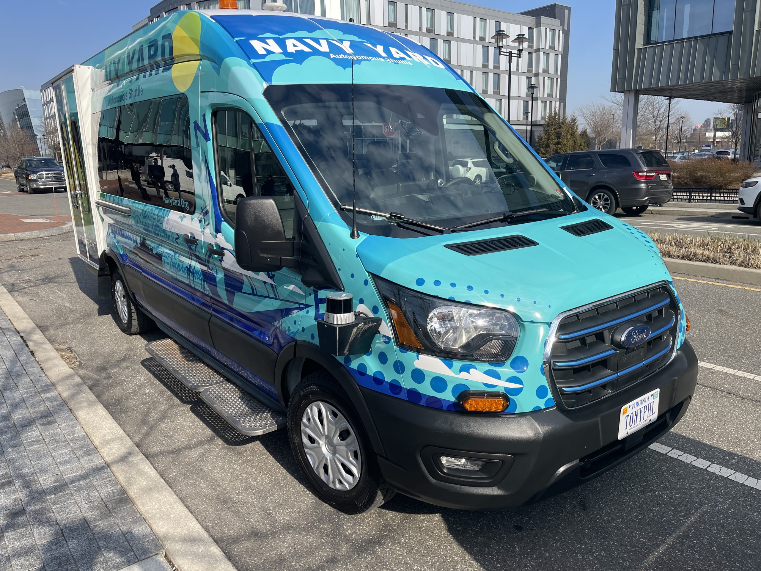 As autonomous bus launches at Navy Yard, drivers’ union pushes back