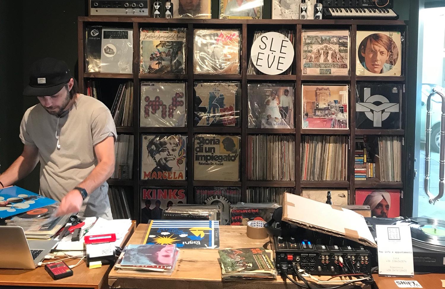 Wax Italia Digging For 45s In Florence And Rome Boing Boing