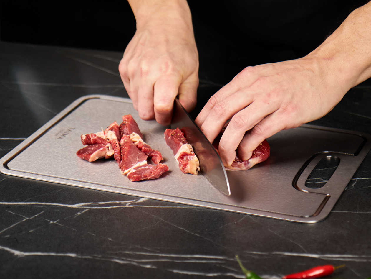 Taima Pure Titanium Cutting Board V2
