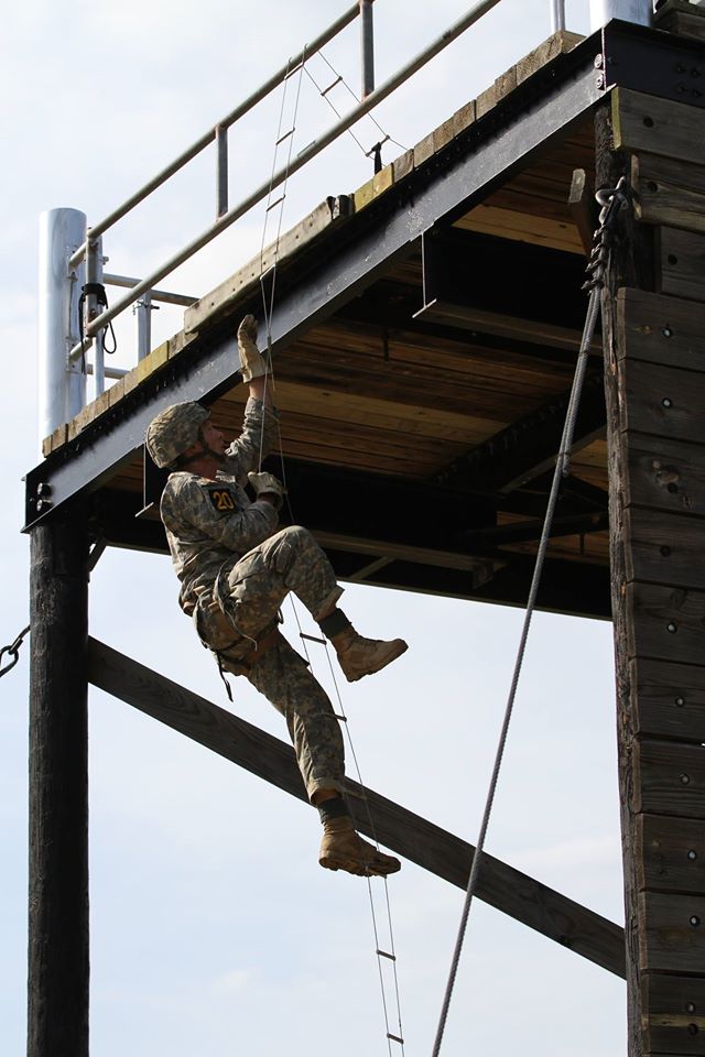 US Army Ranger, Ladder Climb (1)