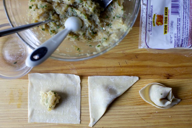 how to form a wonton, I think