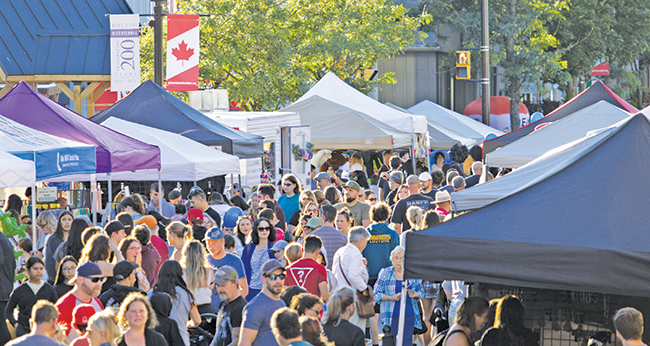 Downtown Bolton Streets Jam Packed For A Night Of Fun At Midnight Madness Caledon Citizen