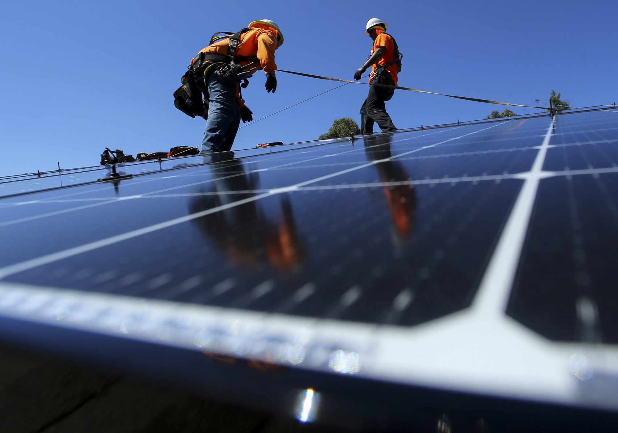 How Can California Workers Get To Green Energy Jobs Calmatters