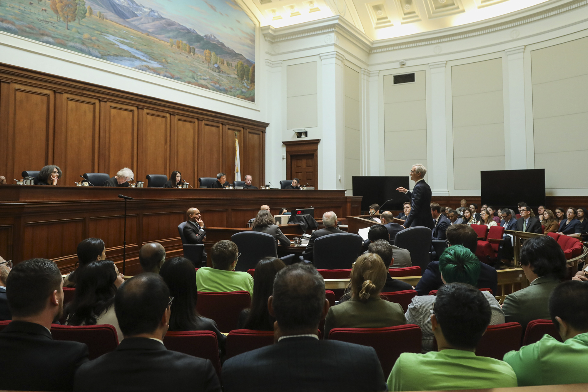 Attorney Jeffrey L. Fisher speaks at the California Supreme Court in San Francisco on May 21, 2024. Photo by Martin Novitski, Supreme Court of California