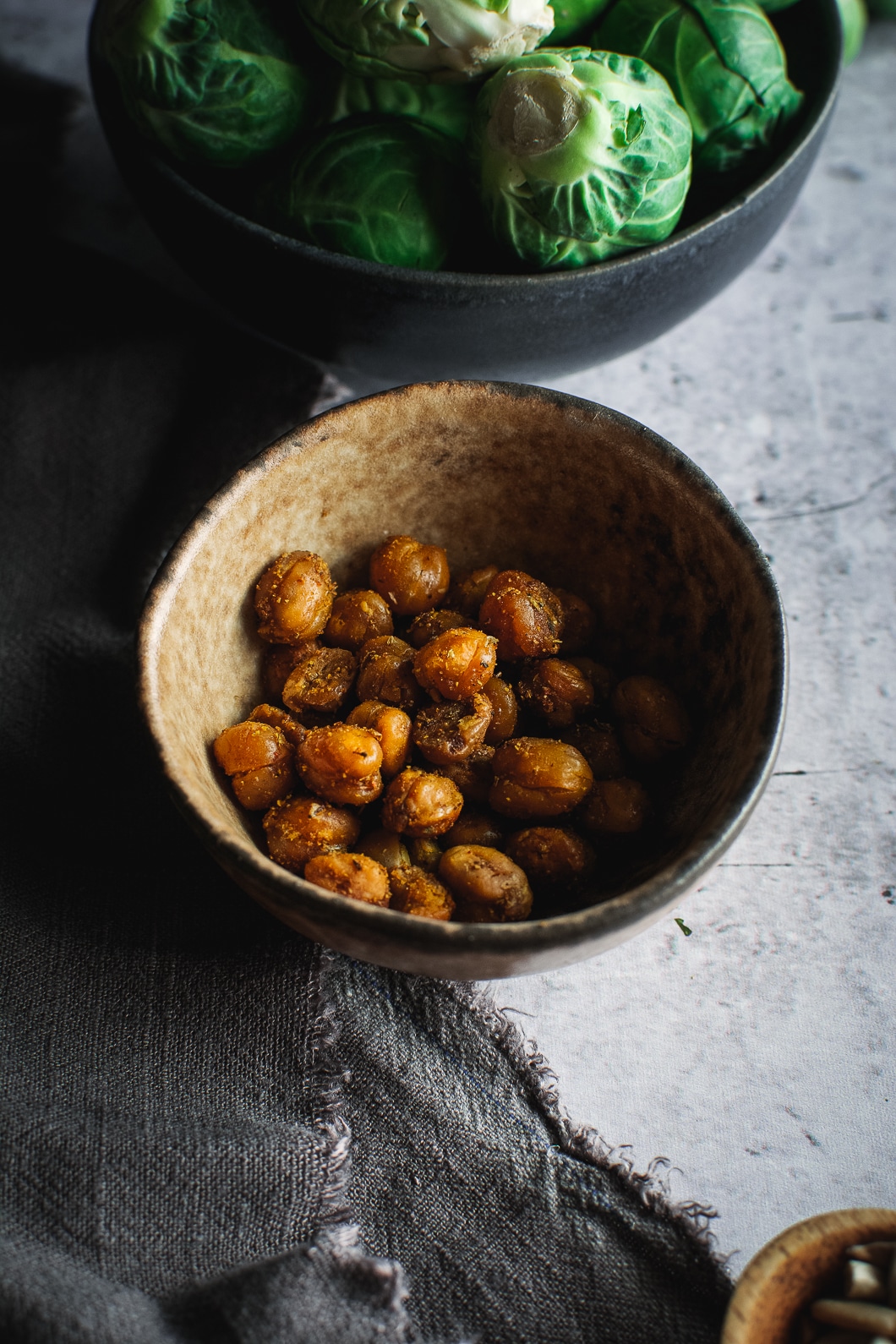 Crispy roasted chickpeas in little bowl