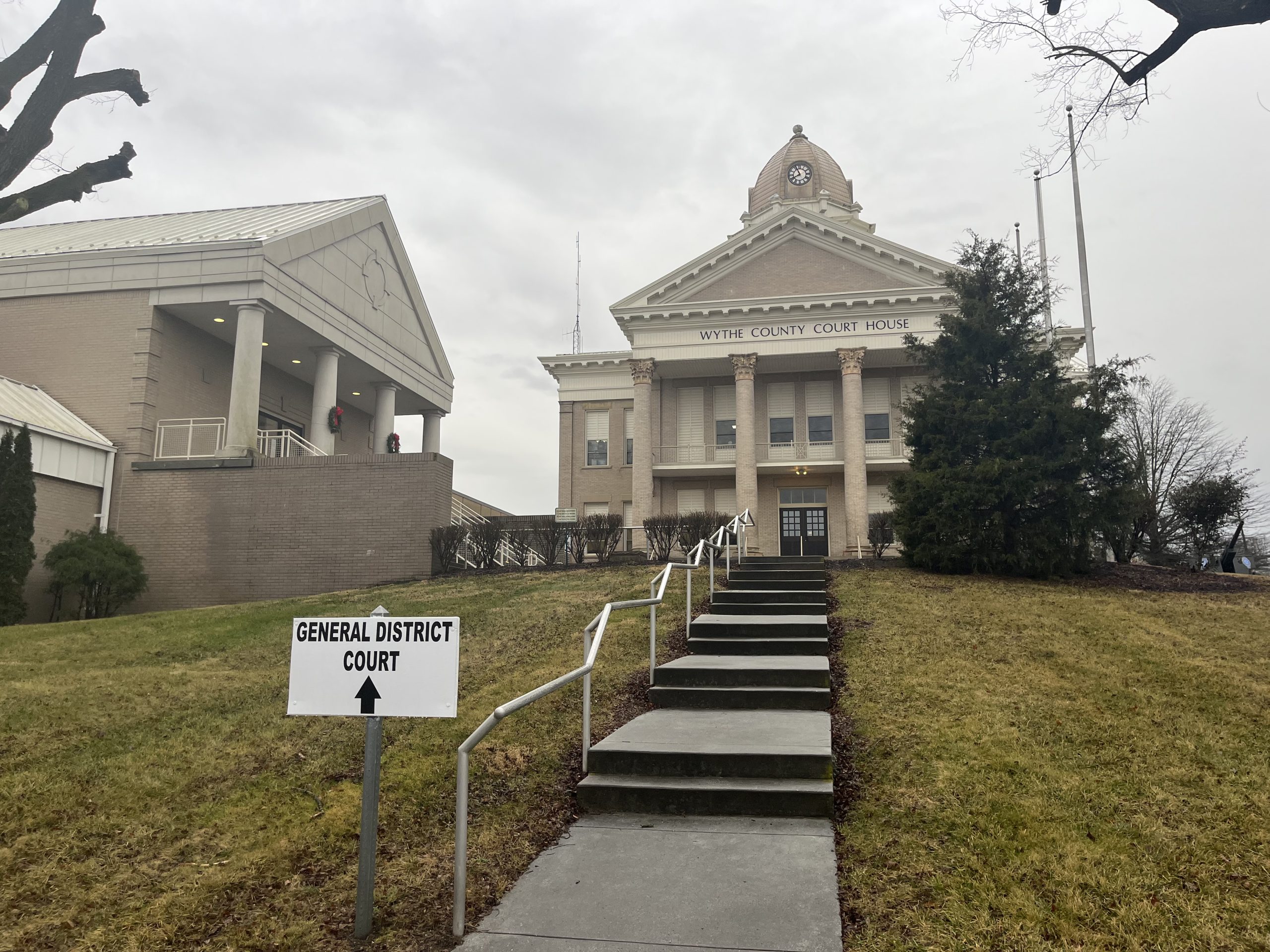 The Wythe County Courthouse. The judge denied a request for cameras in the coutroom. Photo by Grace Mamon.