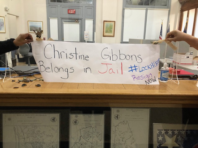 A later view of the sign. Courtesy of Gibbons.