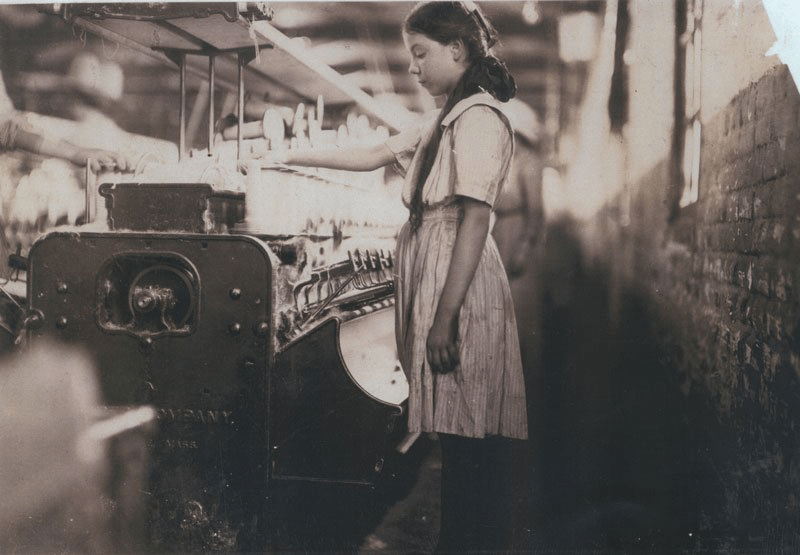 Lewis Hine photograph from Roanoke Cotton Mill. Courtesy of Nelson Harris, from Library of Congress. 