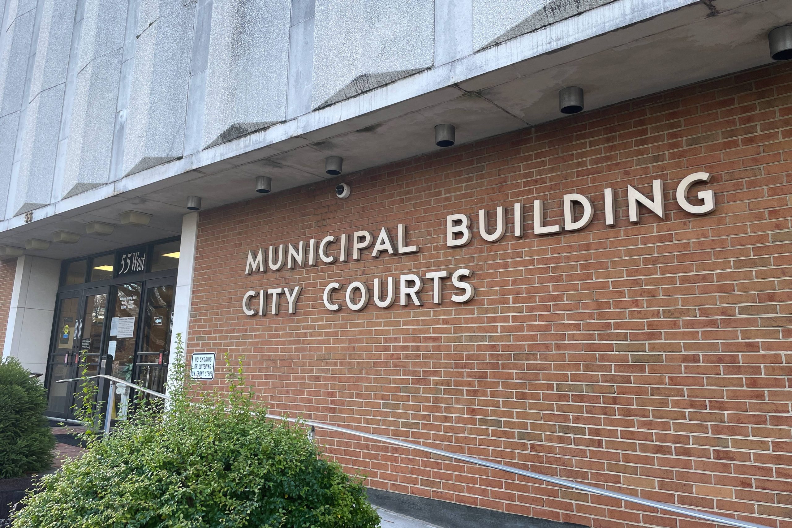 The Martinsville courts building. Photo by Matt Busse.