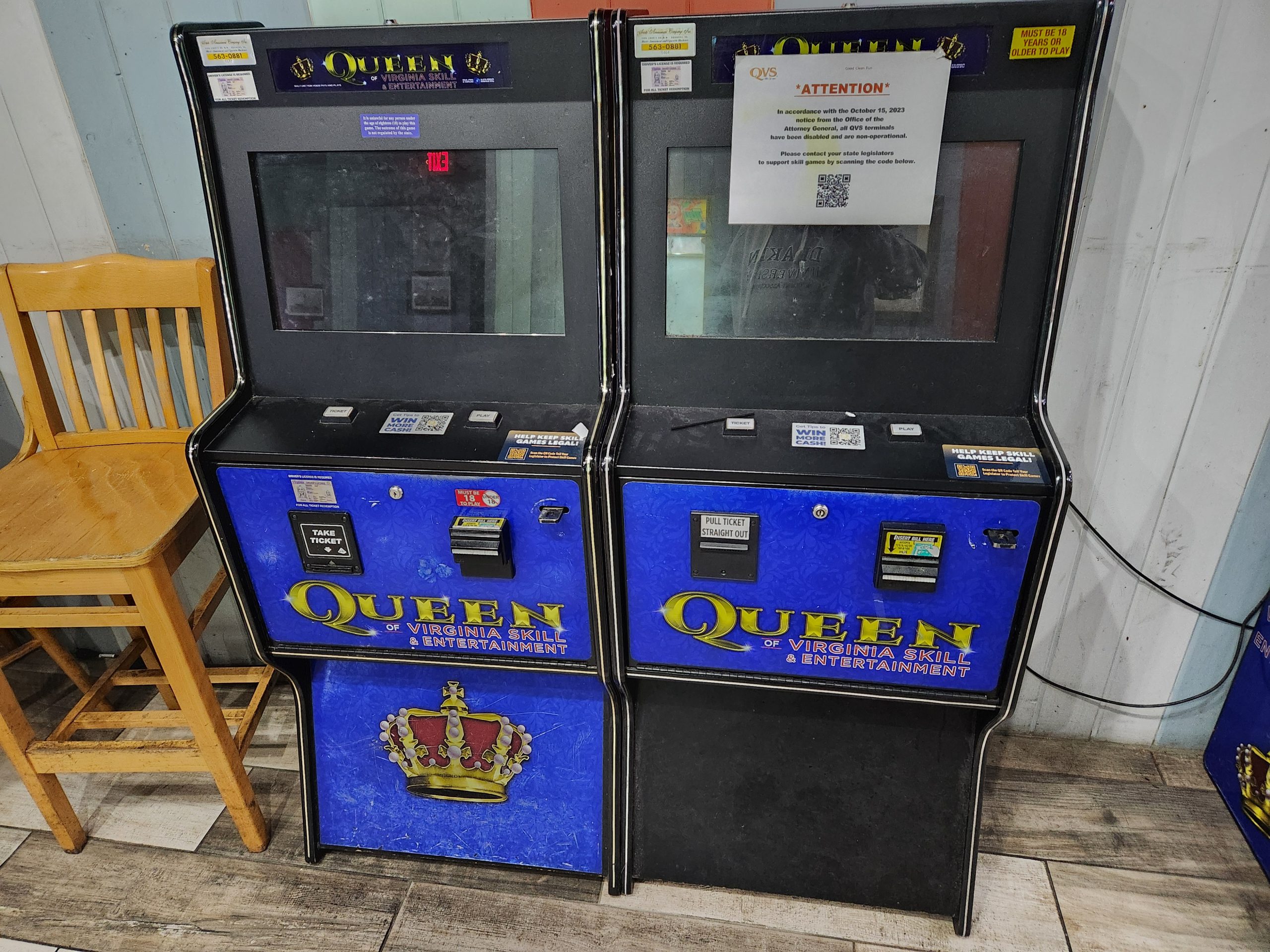 Shuttered skill games at a restaurant in Roanoke. Photo by Dwayne Yancey.