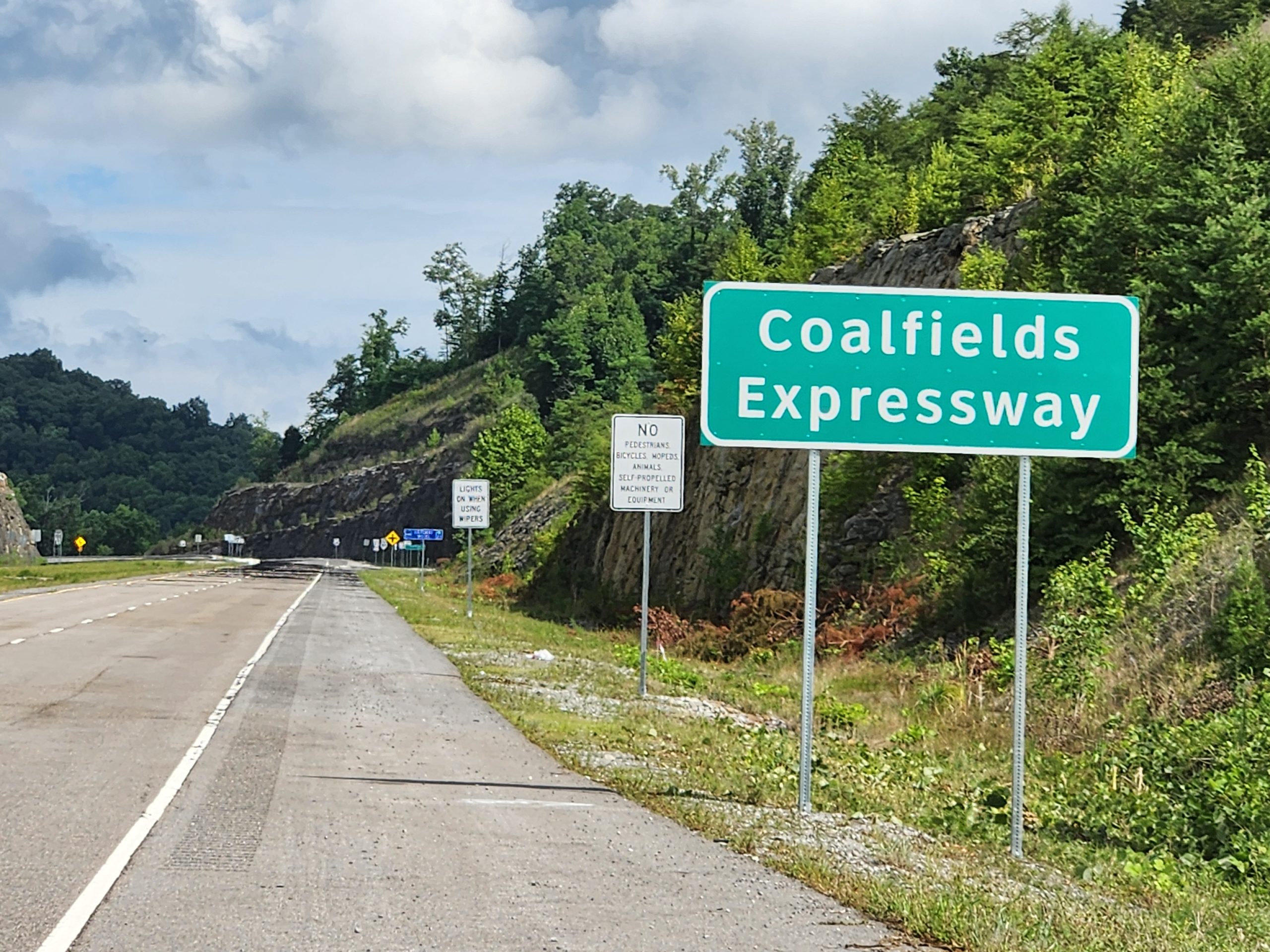 A Coalfields Expressway sign in Buchanan County. Courtesy of The Virginia Coalfields Expressway Authority.
