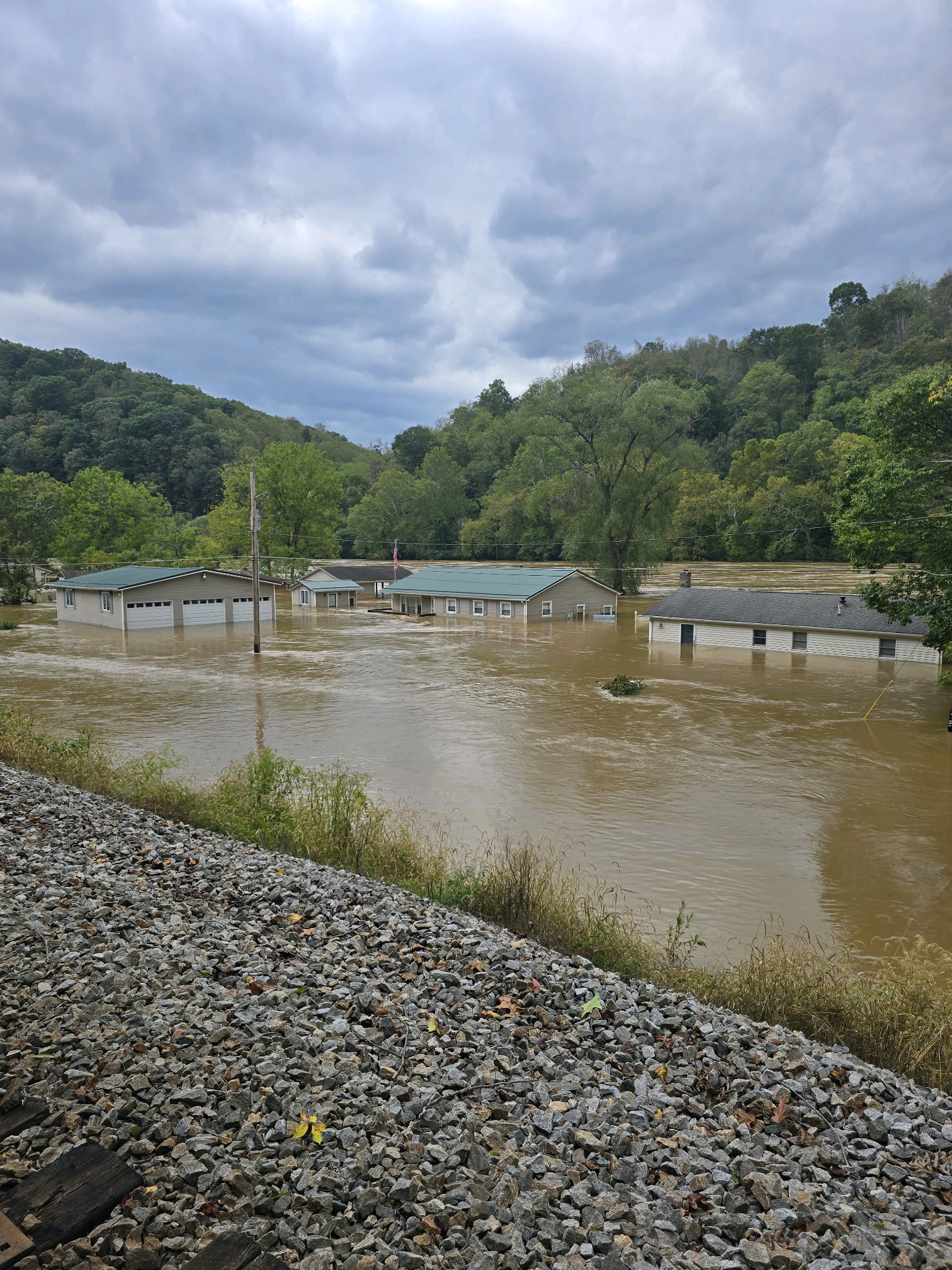 Submerged homes along the New River In Pembroke, before the water receded. 