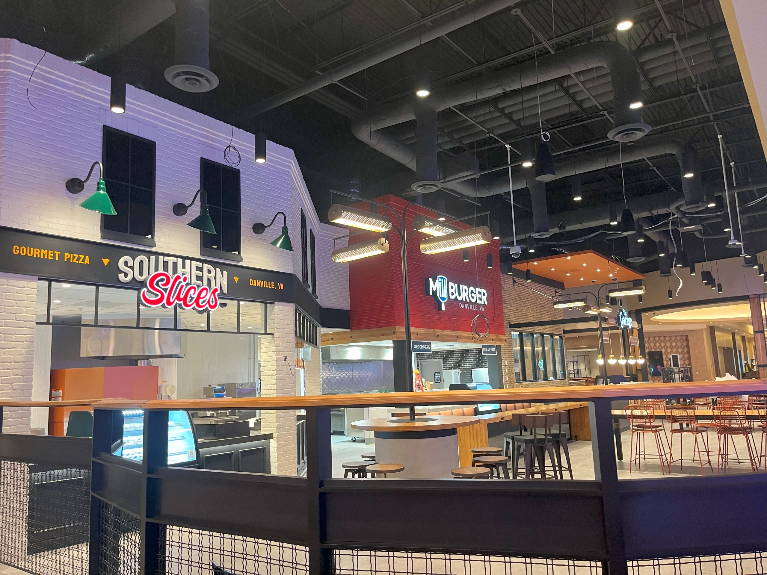 three faux storefronts with restaurants inside Caesars Virginia