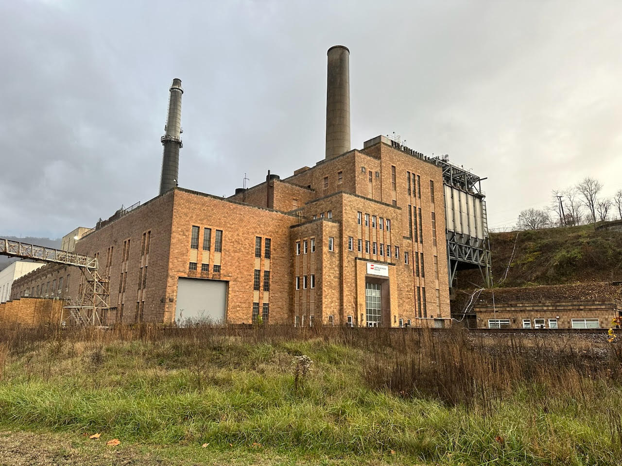 The former Appalachian Power coal plant in Glen Lyn. Photo by Michael Hemphill.