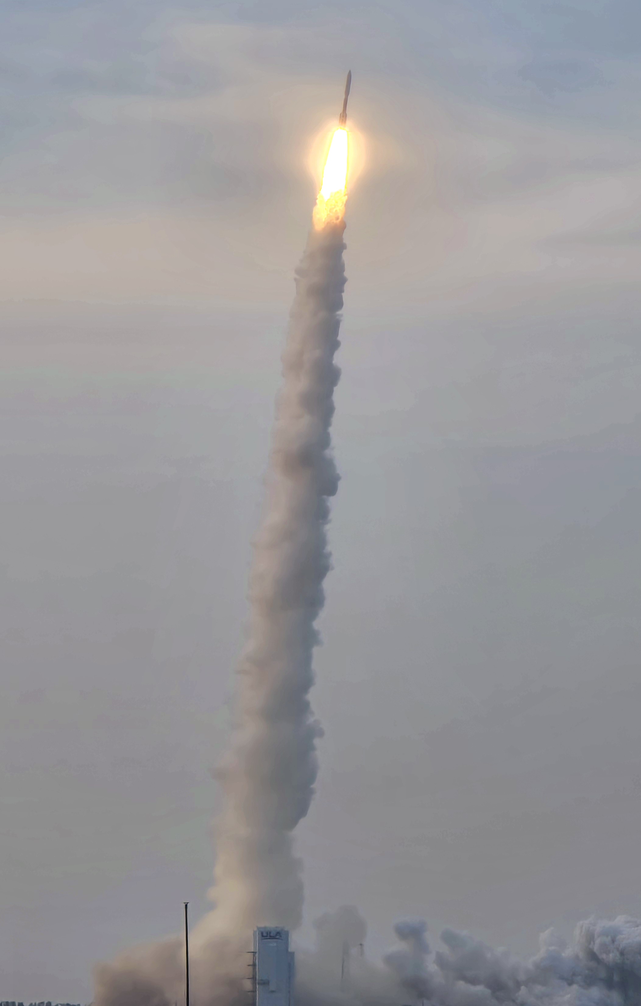 ULA Atlas V Amazon Kuiper departing LC-41. Photo by Jack Kennedy.