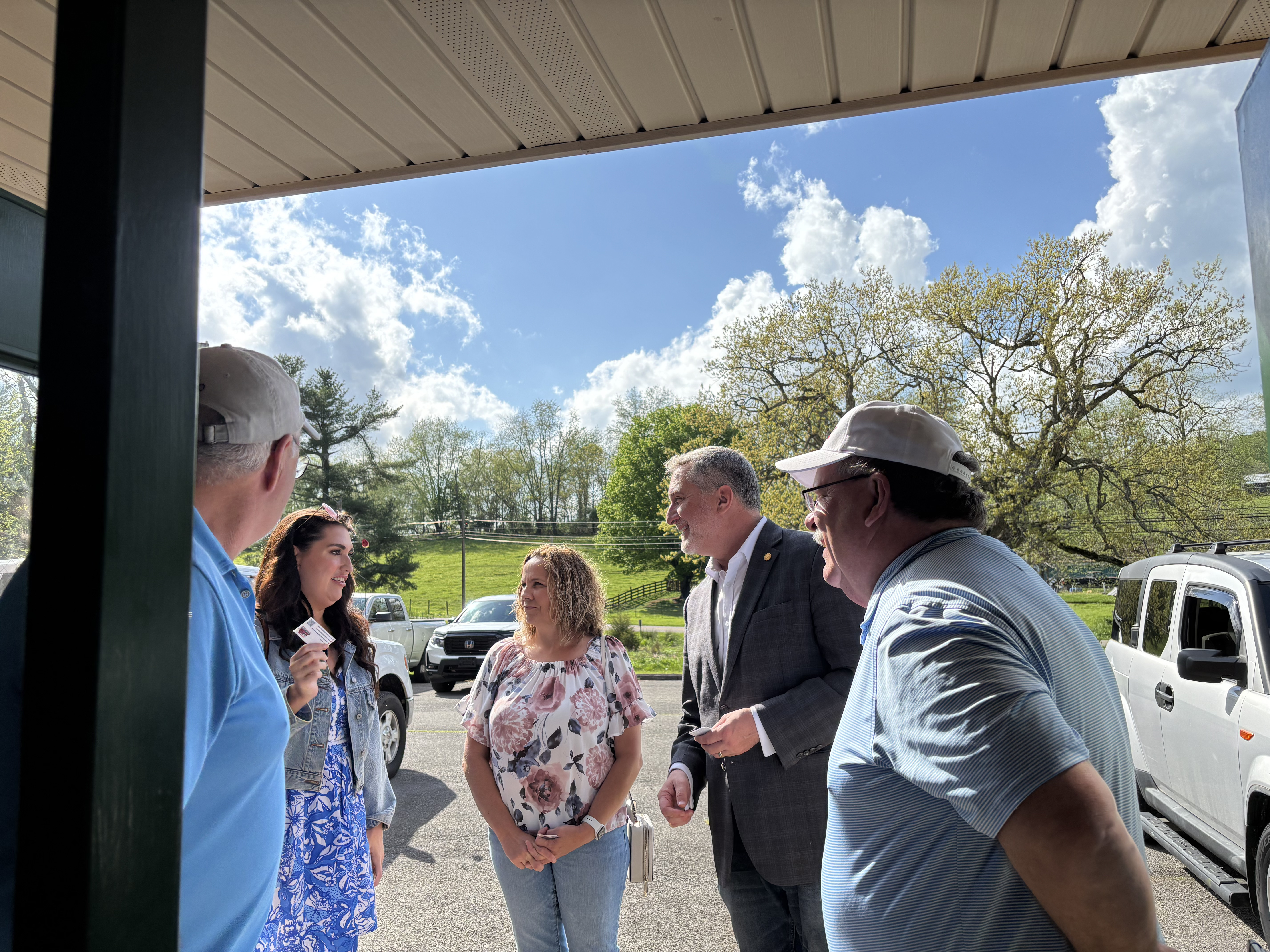 John Reid talks with Republicans at an event in Abingdon. Photo by Senta . Scarborough