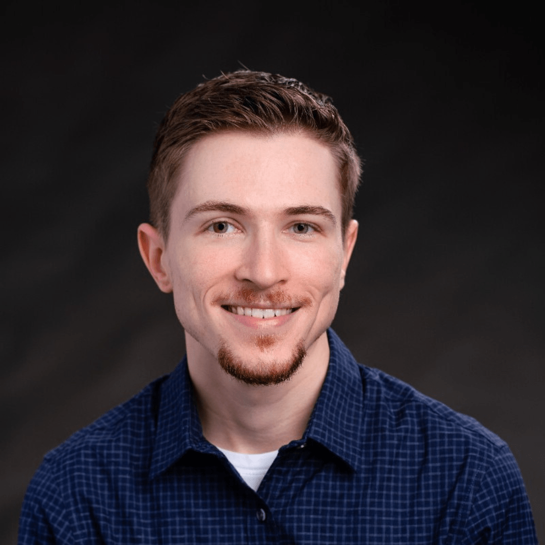 Zachary Shelton headshot