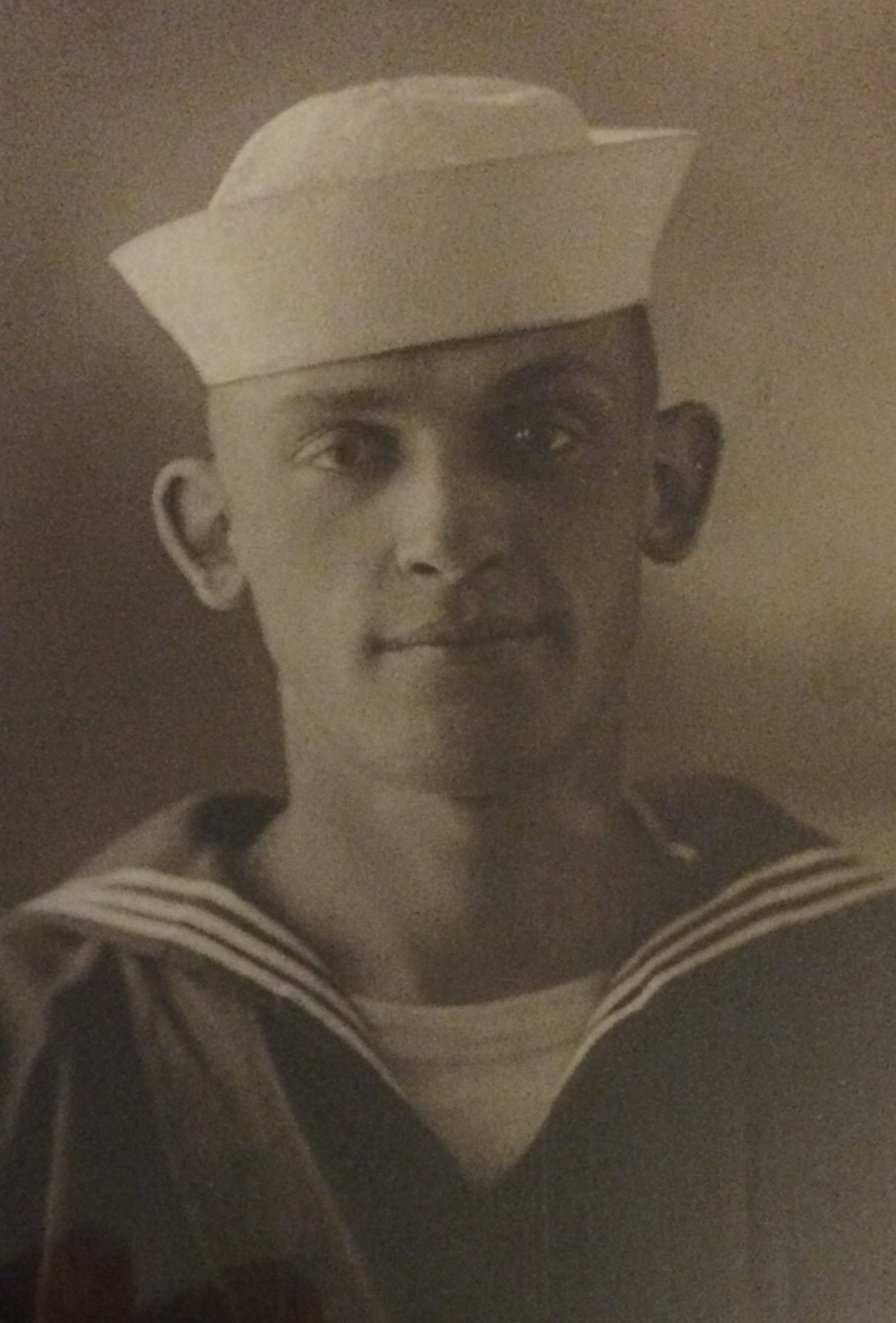 Lefty Anderson in his Navy Uniform. Courtesy of Robert Anderon.