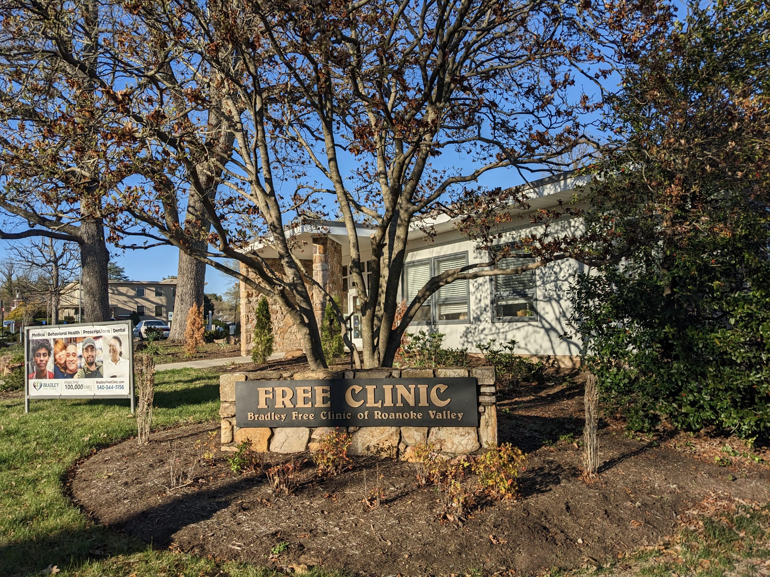 exterior of the Bradley Free Clinic in Roanoke