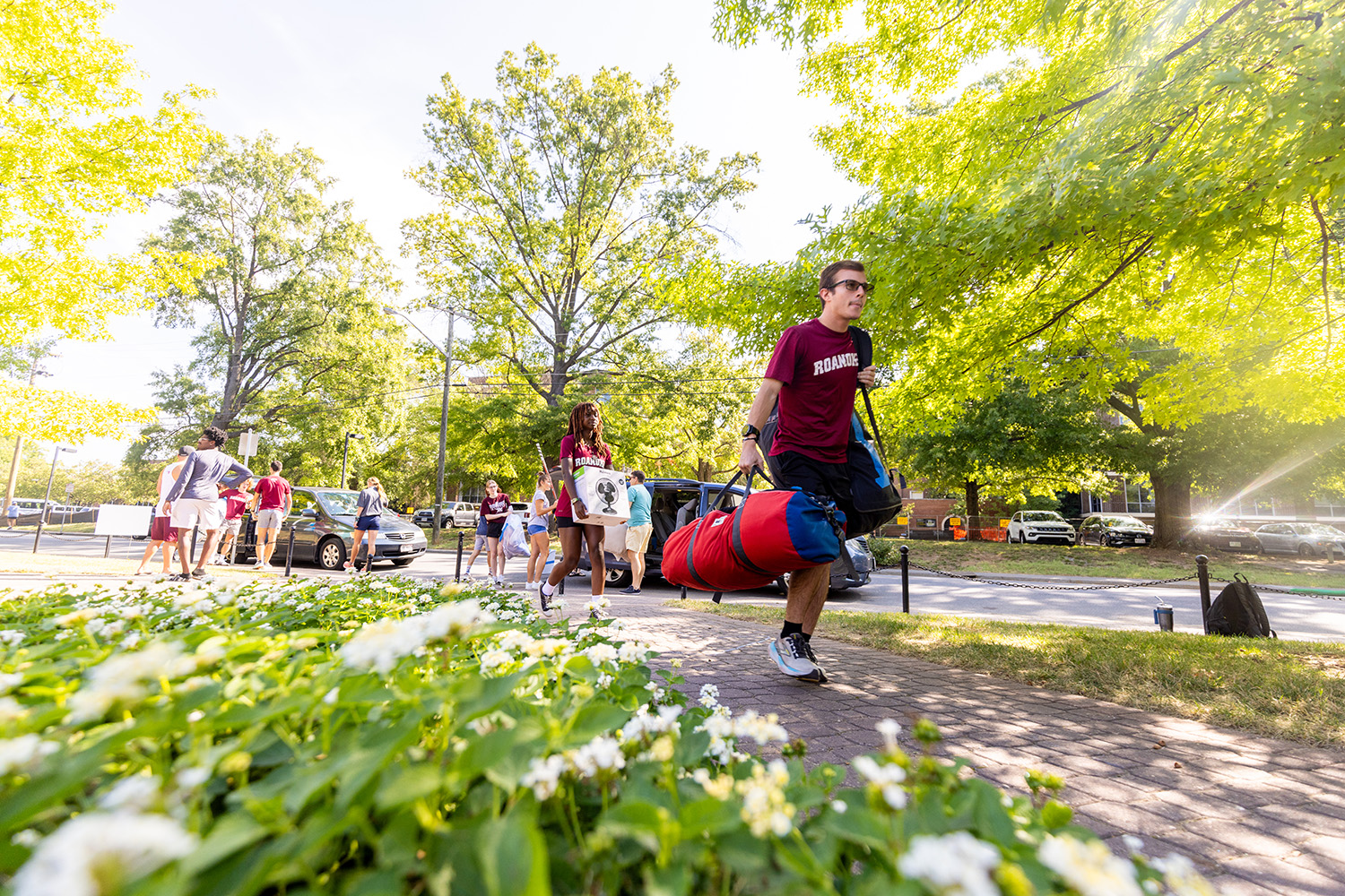 Move-in day at Roanoke College. Courtesy of Roanoke College.