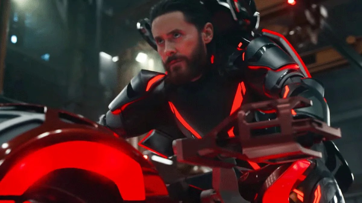 Tron: Ares: Diretor explica como recriou o visual do filme de 1982