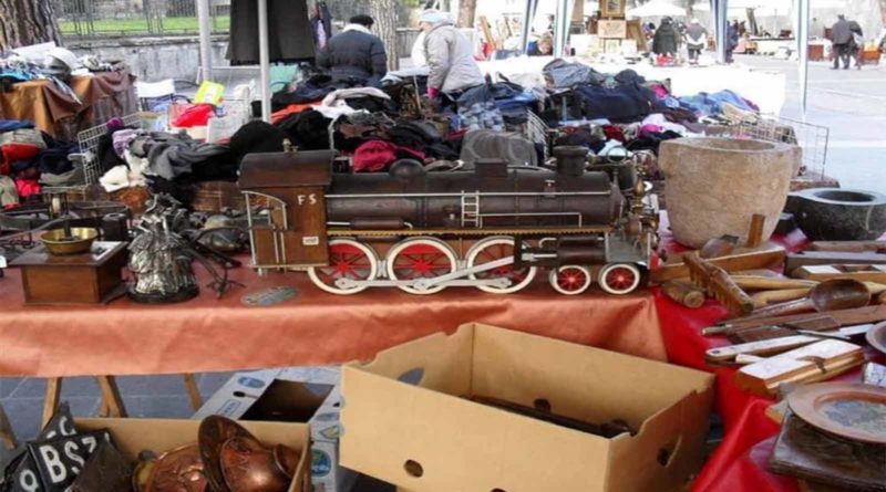 A Spasso Tra I Mercatini Dell Antiquariato Di Bergamo E Provincia